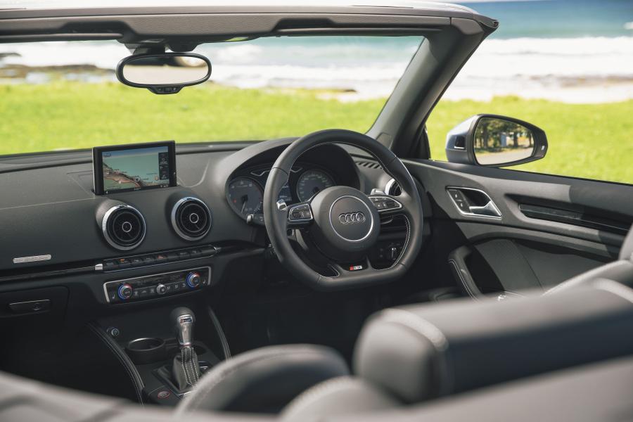 Торпедо Audi S3 Cabriolet (8V) 2014 года  (AU) (фото 28 из 30)